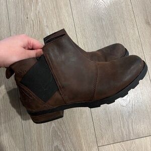 Sorel Chelsea Boots